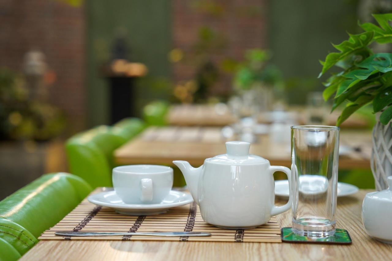 J Leaf Hotel By Blue Bird Negombo Ngoại thất bức ảnh